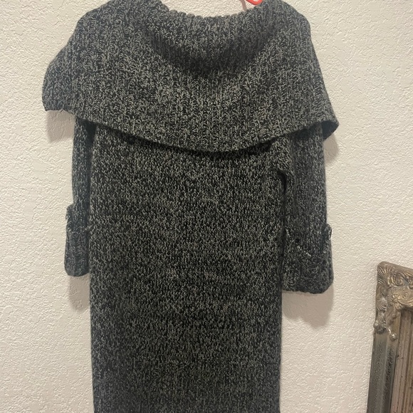 Admit One black and green Button Front Flap Collar Sweater size large - Picture 9 of 9